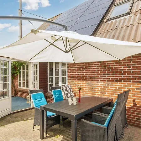 Vi Holiday home *
